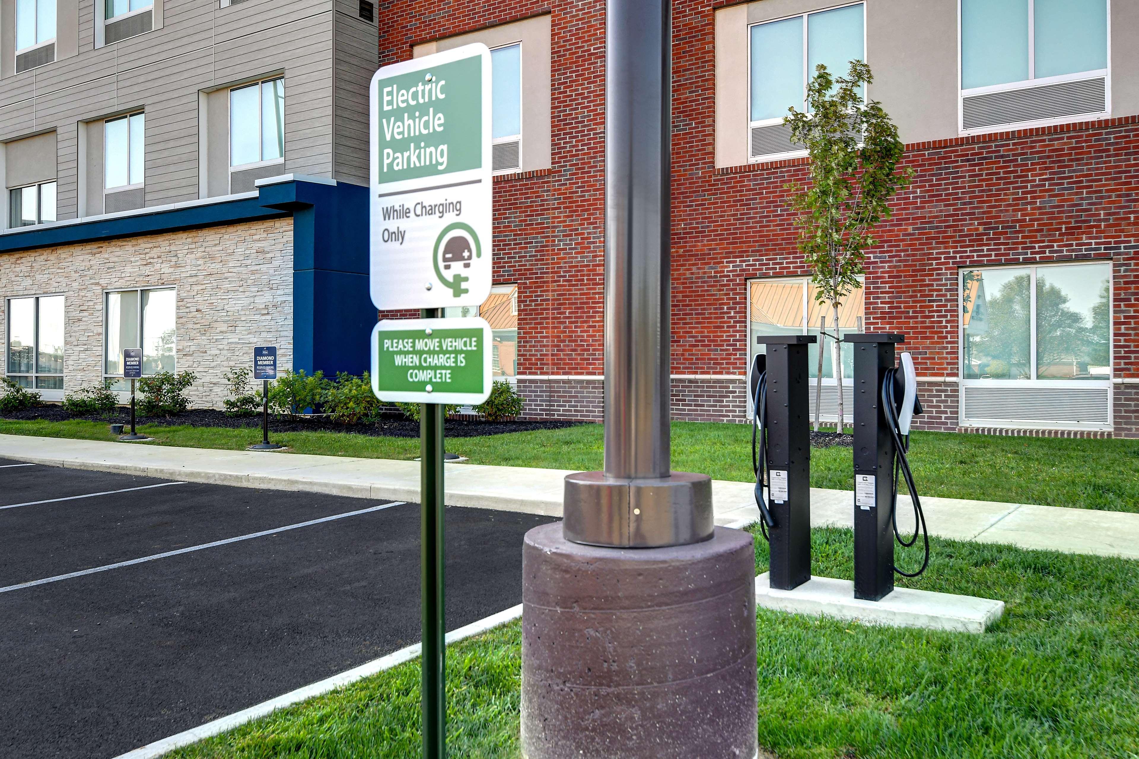 Hampton Inn & Suites Canal Winchester Columbus Экстерьер фото