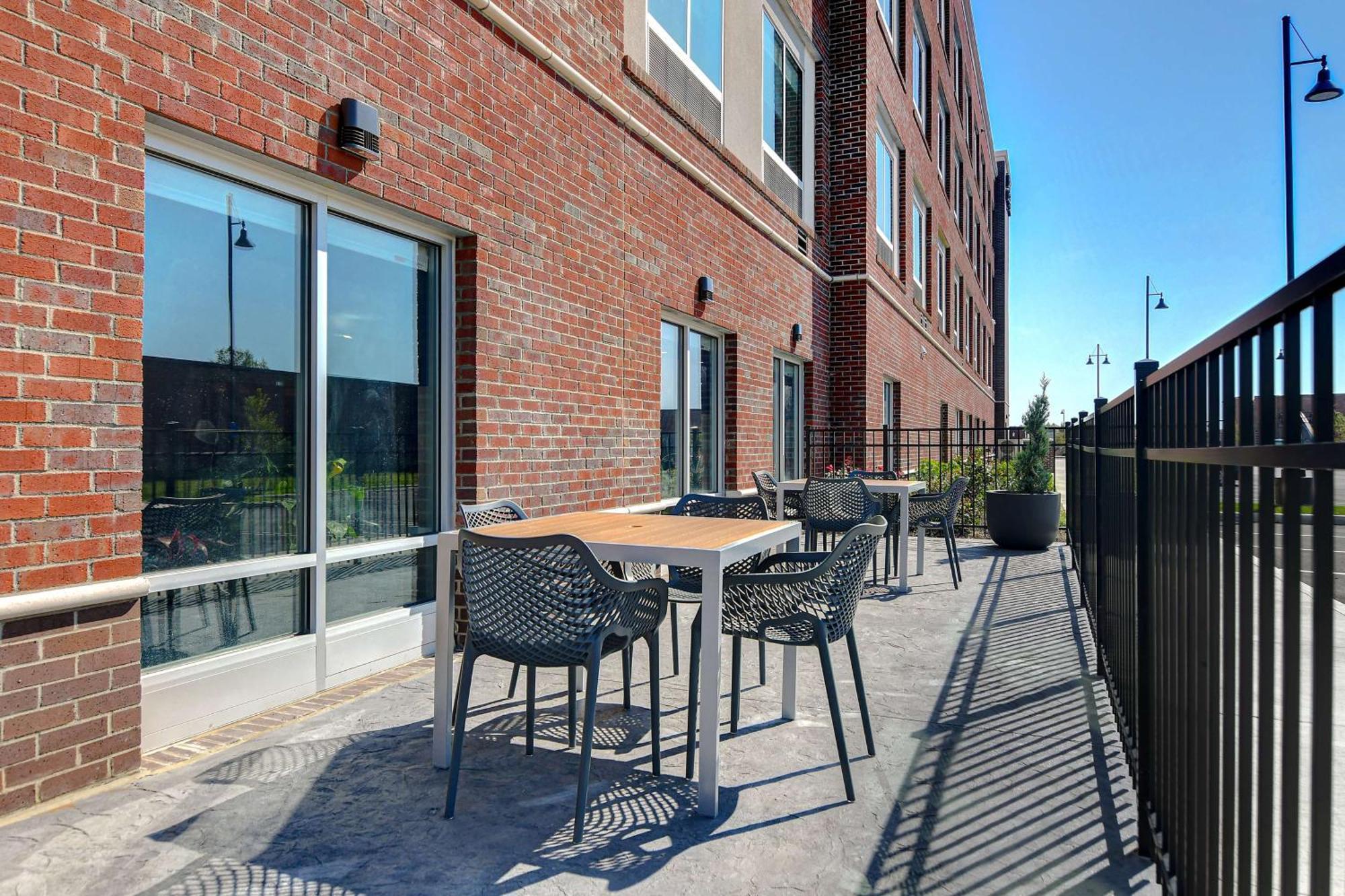 Hampton Inn & Suites Canal Winchester Columbus Экстерьер фото